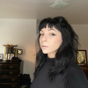 Meet your Posher, Megan